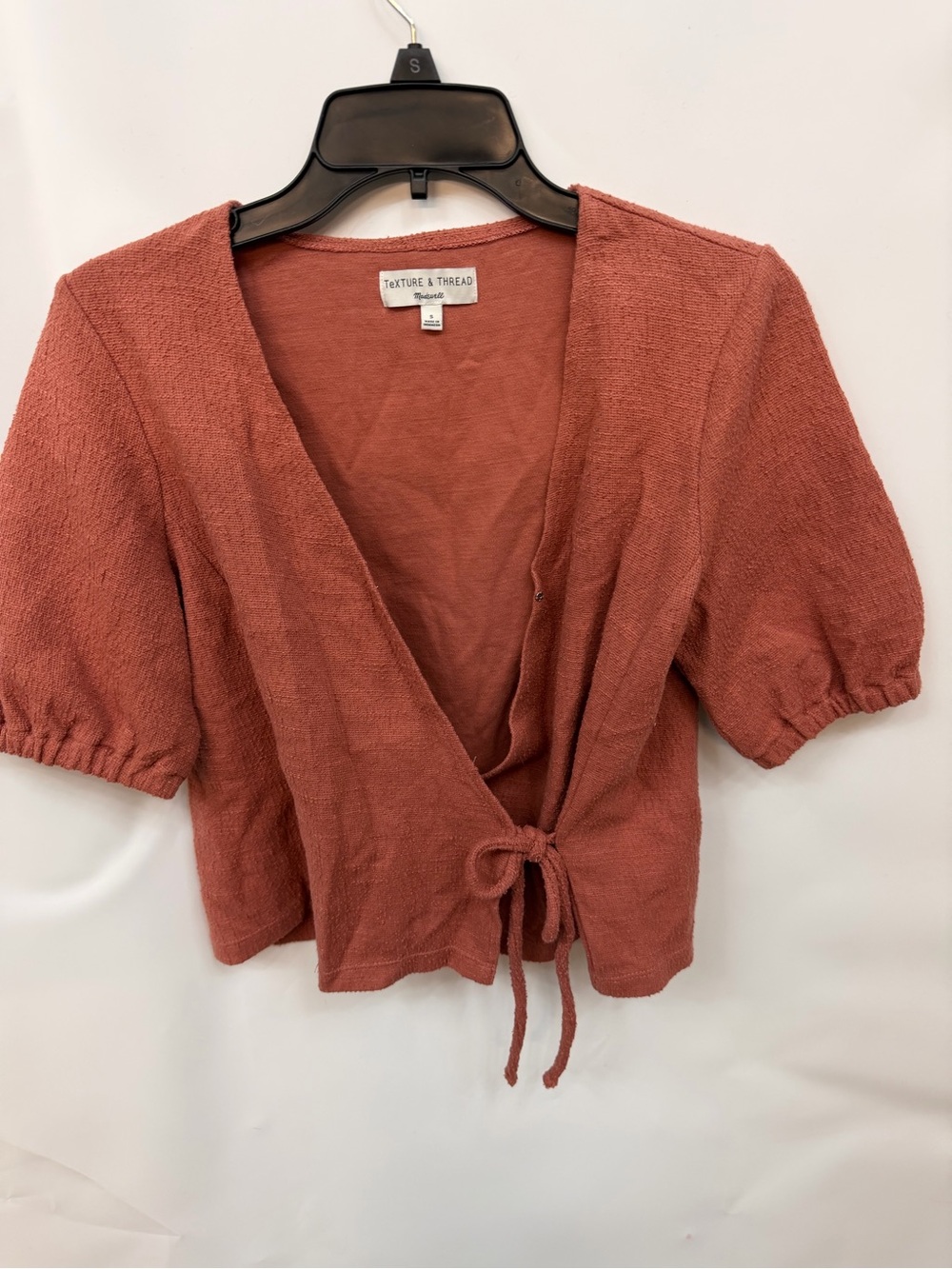 Texture & Thread Rust Cropped Tie-Front Cardigan Women’s size Small